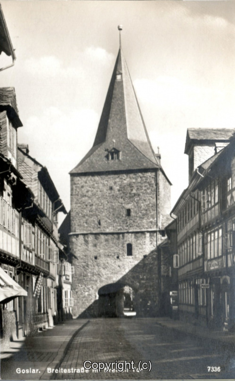 06070A-Goslar318-Breite-Strasse-mit-Breiten-Tor-1928-Scan-Vorderseite.jpg 06070A-Goslar318-Breite-Strasse-mit-Breiten-Tor-1928-Scan-Vorderseite.jpg