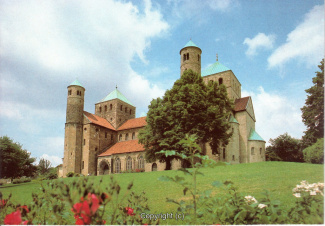 05190A-Hildesheim069-Kirche-St-Michael-Scan-Vorderseite.jpg