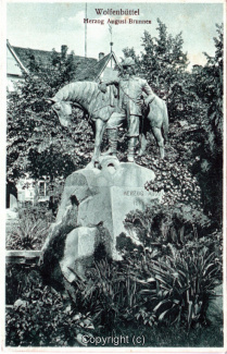 1136A-Wolfenbuettel387-Denkmal-Herzog-August-1926-Scan-Vorderseite.jpg