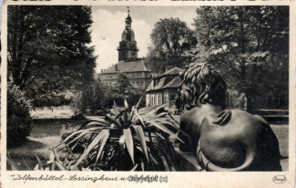 1915A-Wolfenbuettel394-Lessinghaus-Schloss-1942-Scan-Vorderseite.jpg