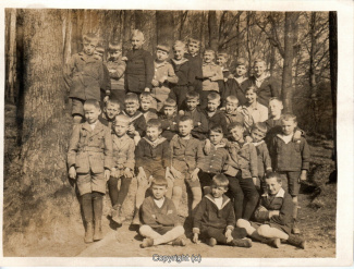 0990A-Salzhemmendorf377-Kindergruppe-1929-Scan-Vorderseite.jpg