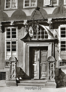 2785A-Hameln2104-Eingang-Stiftsherrenhaus-Scan-Vorderseite.jpg