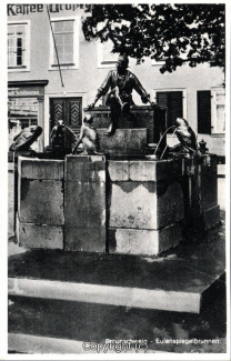 16340A-Braunschweig086-Eulenspiegelbrunnen-Scan-Vorderseite.jpg