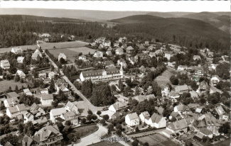 00733A-Hahnenklee341-Panorama-Ort-Luftbild-1963-Scan-Vorderseite.jpg