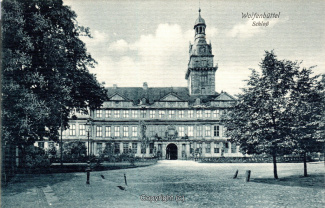 0212A-Wolfenbuettel495-Schloss-Scan-Vorderseite.jpg