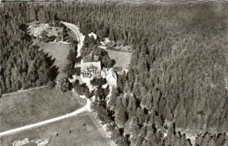 19260A-Hahnenklee322-Gasthaus-Auerhahn-Luftbild-1970-Scan-Vorderseite.jpg