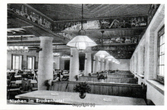 0352A-Brocken132-04-Brockenhotel-Leporello-Scan-Vorderseite.jpg
