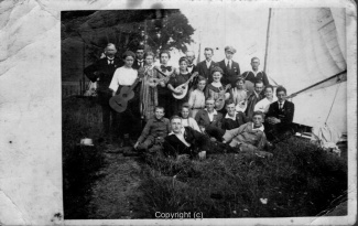 1120A-Doerpe153-Mandolinenclub-1920-Scan-Vorderseite.jpg