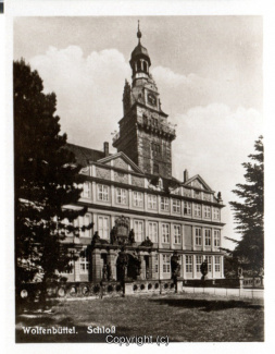 0218A-Wolfenbuettel528-04-Schloss-Leporello-Scan-Vorderseite.jpg