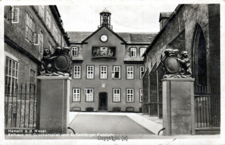 3196A-Hameln2281-Rathaus-mit-Rattenfaengerspiel-Scan-Vorderseite.jpg