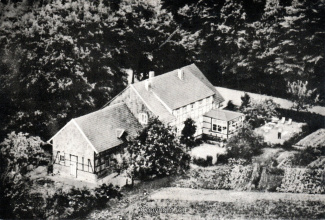 0038A-Nesselberg017-Gasthaus-Quante-Luftbild-Scan-Vorderseite.jpg