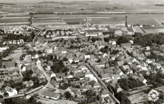 6355A-Springe590-Panorama-Ort-Luftbild-1957-Scan-Vorderseite.jpg