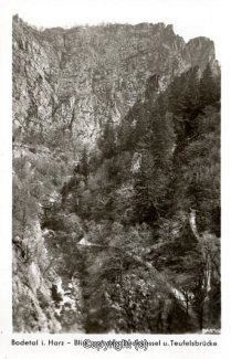 0990A-Bodetal368-Blick-auf-Bodekessel-und-Teufelsbruecke-Scan-Vorderseite.jpg