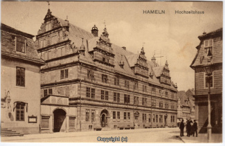 3050A-Hameln1543-Osterstrasse-Hochzeitshaus-Scan-Vorderseite.jpg